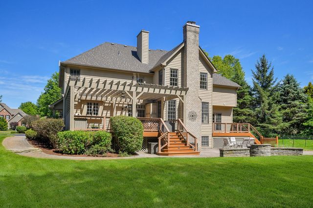 7N570 Stevens Glen Road, St. Charles, IL 60175