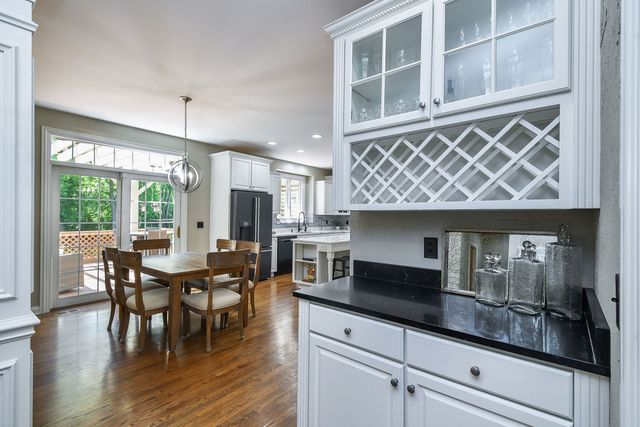 7N570 Stevens Glen Road, St. Charles, IL 60175