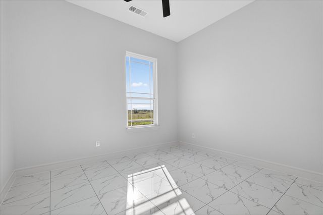 860 Alondrita Street, Celeste, TX 75423