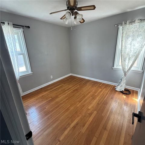 7715 Renwood Drive, Parma, OH 44129