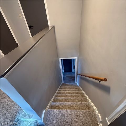 7715 Renwood Drive, Parma, OH 44129