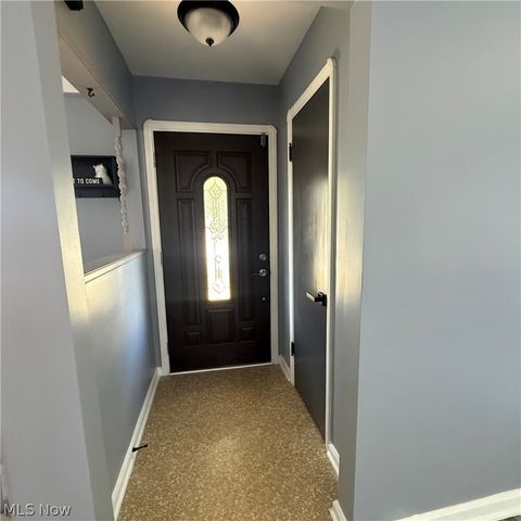 7715 Renwood Drive, Parma, OH 44129