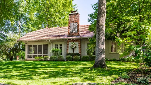930 E 57th Street, Indianapolis, IN 46220