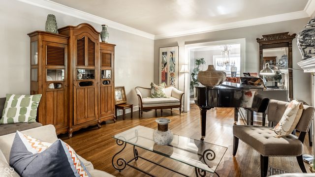 930 E 57th Street, Indianapolis, IN 46220
