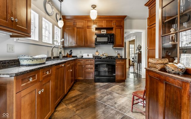 930 E 57th Street, Indianapolis, IN 46220