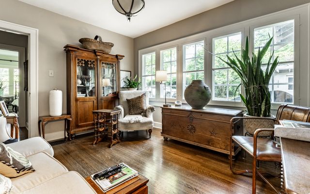 930 E 57th Street, Indianapolis, IN 46220