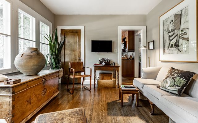930 E 57th Street, Indianapolis, IN 46220