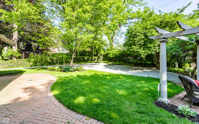 930 E 57th Street, Indianapolis, IN 46220