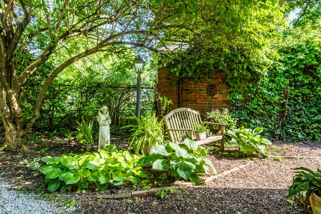 930 E 57th Street, Indianapolis, IN 46220