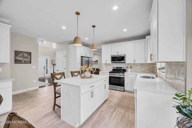 10 Tasha Lane, Howell, NJ 07731