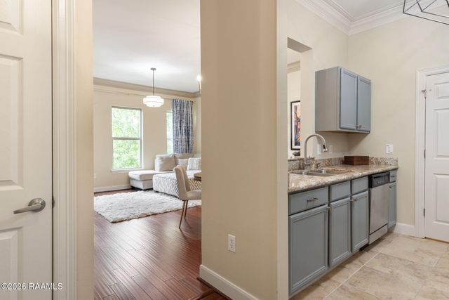 201 Settlers Trace Boulevard 4405, Lafayette, LA 70508