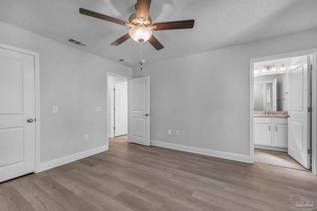 901 Rentz Ave, Pensacola, FL 32507