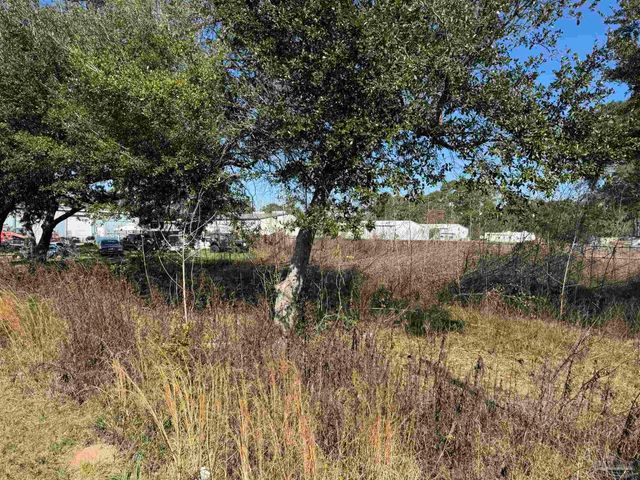 901 Rentz Ave, Pensacola, FL 32507