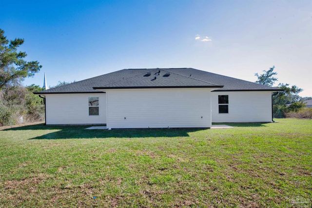 901 Rentz Ave, Pensacola, FL 32507