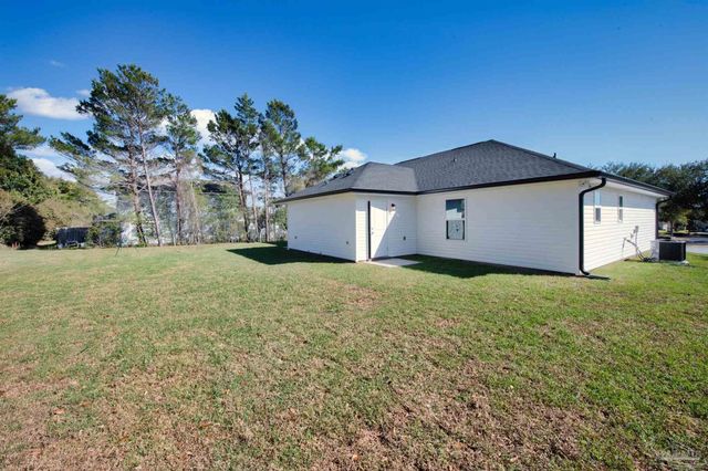 901 Rentz Ave, Pensacola, FL 32507