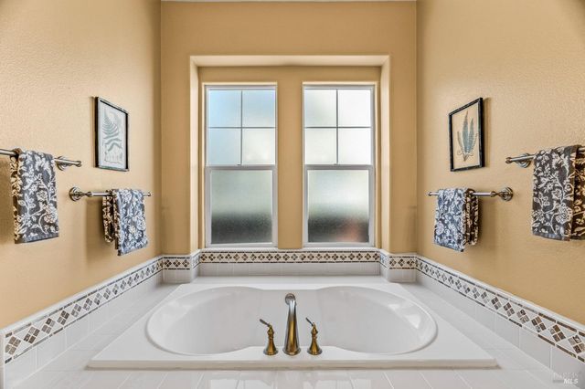 3924 Jefferson St, Napa, CA 94558