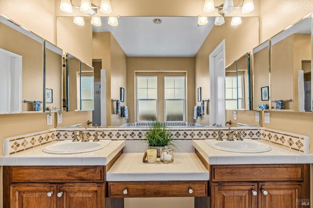 3924 Jefferson St, Napa, CA 94558