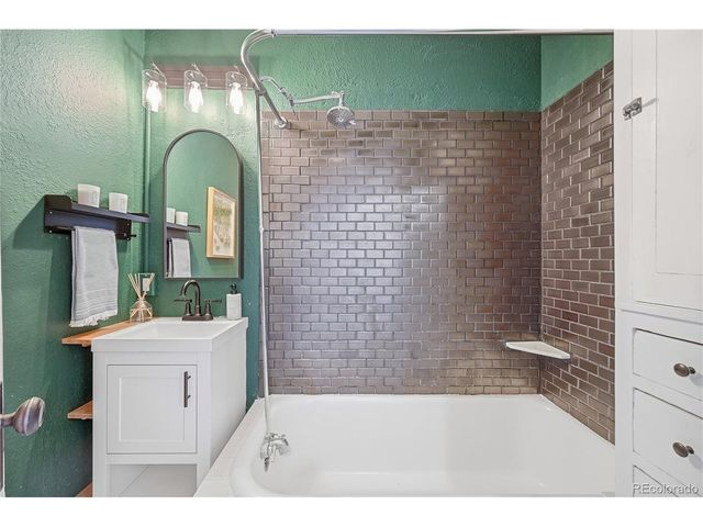 521 E 14th Ave 19, Denver, CO 80203