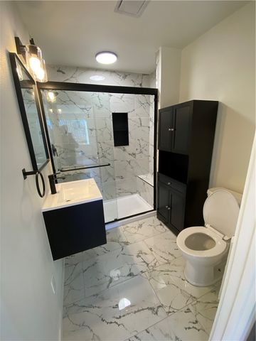 6668 Wedington Drive, Fayetteville, AR 72704