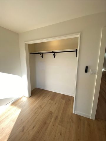 6668 Wedington Drive, Fayetteville, AR 72704