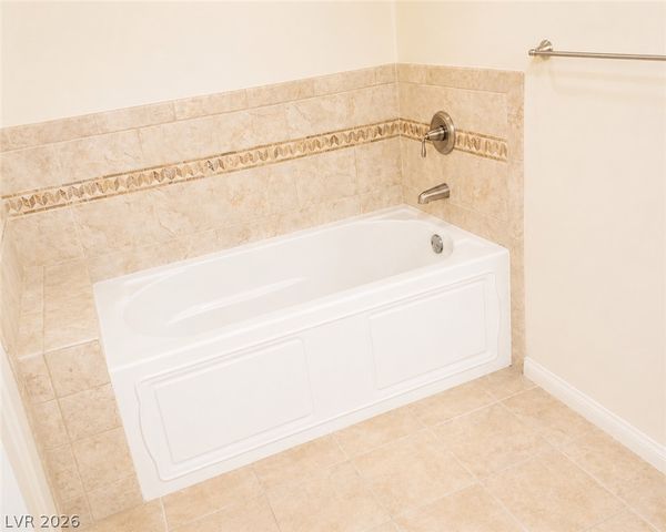 2455 West Serene Avenue 527, Las Vegas, NV 89123