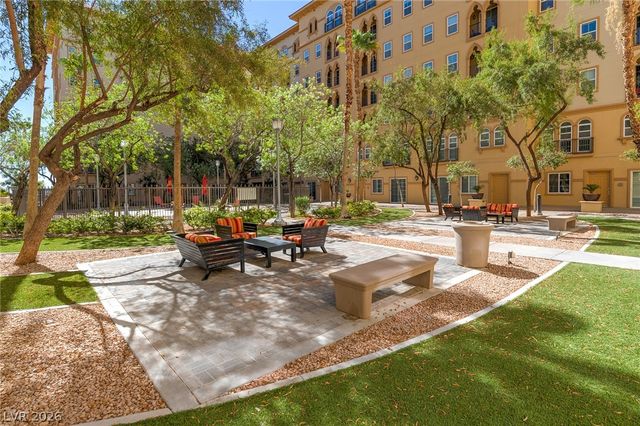 2455 West Serene Avenue 527, Las Vegas, NV 89123