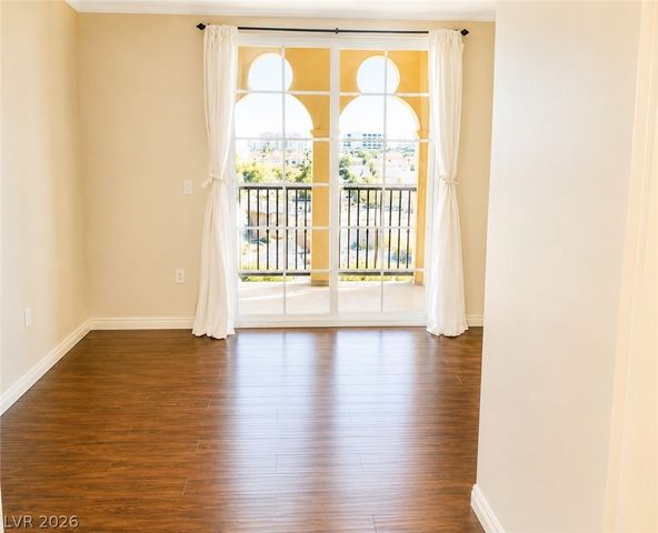 2455 West Serene Avenue 527, Las Vegas, NV 89123