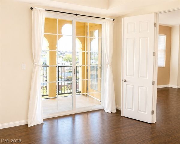 2455 West Serene Avenue 527, Las Vegas, NV 89123