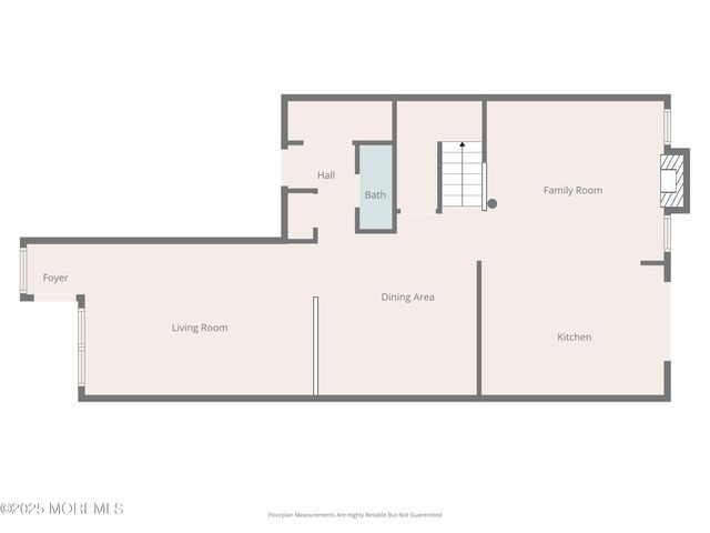 25 Sunningdale Circle, Manalapan, NJ 07726