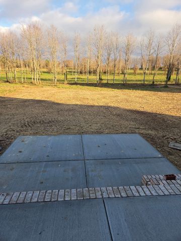 2233 County House Rd, Smithville, TN 37166