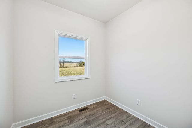 2233 County House Rd, Smithville, TN 37166