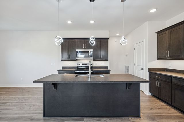 2233 County House Rd, Smithville, TN 37166