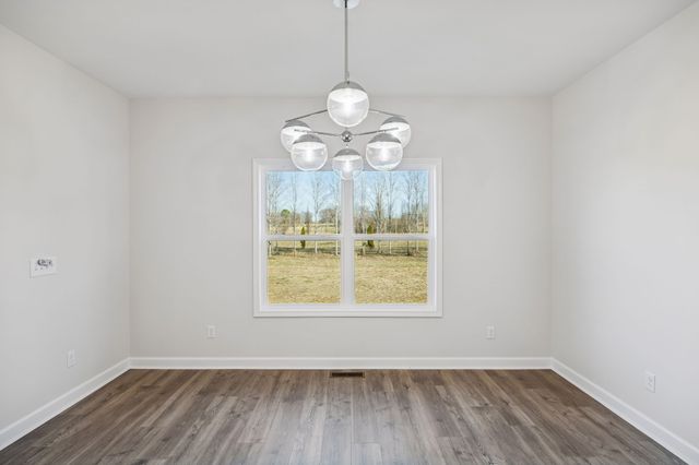 2233 County House Rd, Smithville, TN 37166