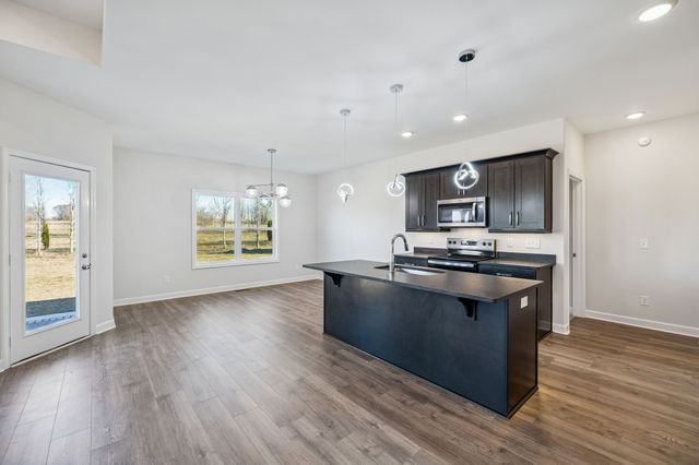 2233 County House Rd, Smithville, TN 37166