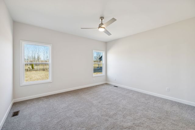 2233 County House Rd, Smithville, TN 37166