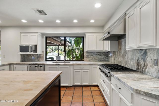 6339 N 48TH Place, Paradise Valley, AZ 85253