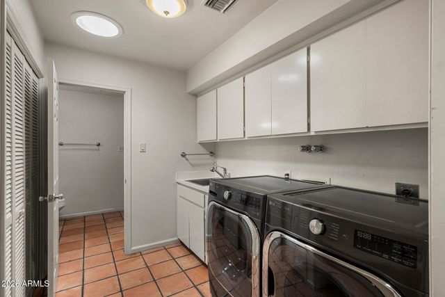 6339 N 48TH Place, Paradise Valley, AZ 85253