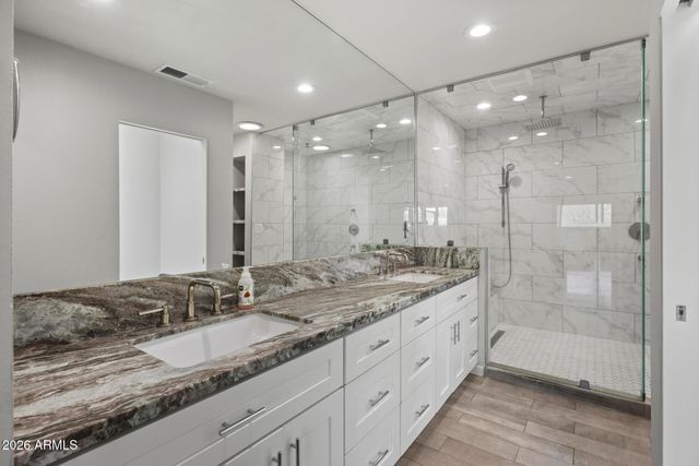 6339 N 48TH Place, Paradise Valley, AZ 85253