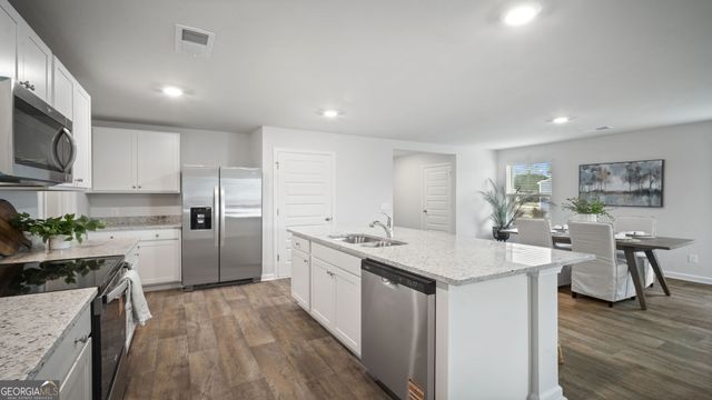 207 Birdsill Street, Statesboro, GA 30461