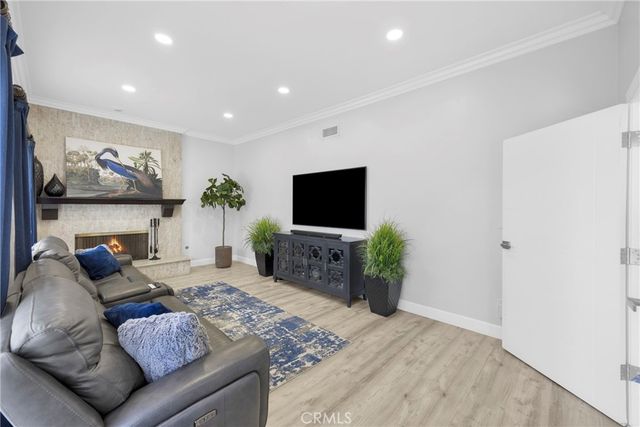 6380 E Bixby Hill, Long Beach, CA 90815