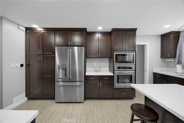 6380 E Bixby Hill, Long Beach, CA 90815