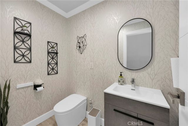 6380 E Bixby Hill, Long Beach, CA 90815