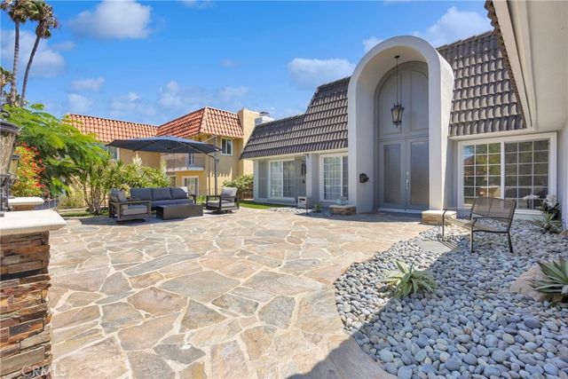 6380 E Bixby Hill, Long Beach, CA 90815