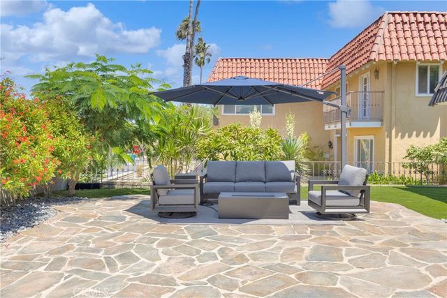 6380 E Bixby Hill, Long Beach, CA 90815