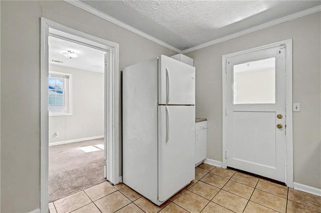 2630 Loghaven Drive, Atlanta, GA 30318