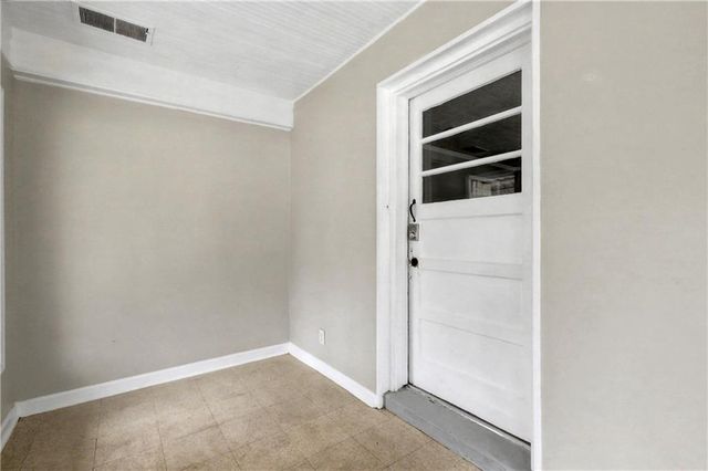 2630 Loghaven Drive, Atlanta, GA 30318