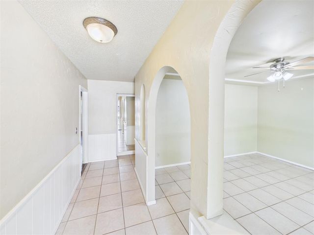 2332 Lindenwood Lane, Norman, OK 73071