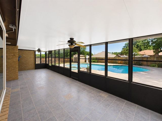 2332 Lindenwood Lane, Norman, OK 73071