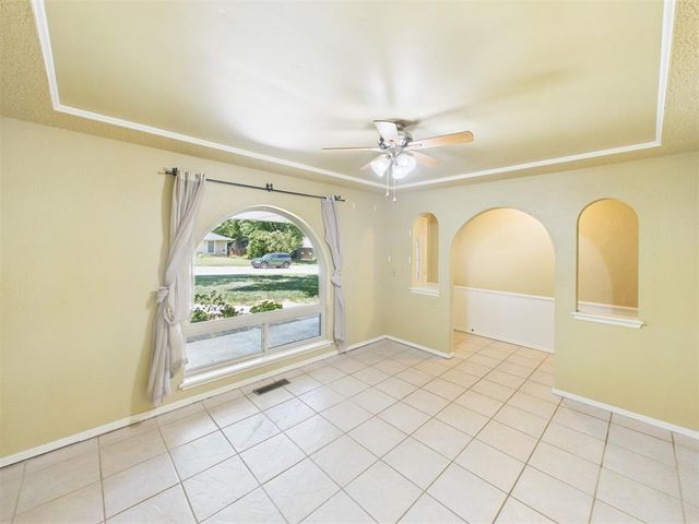 2332 Lindenwood Lane, Norman, OK 73071