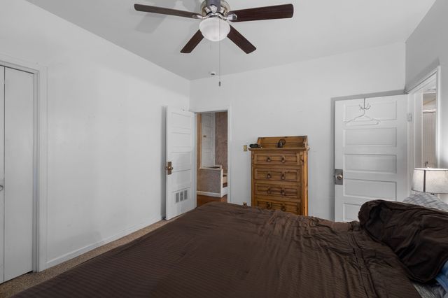 301 W Nelson Street, Bowie, TX 76230